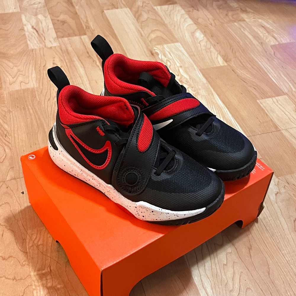 Nike Kids Black and Red Athletic Sneakers